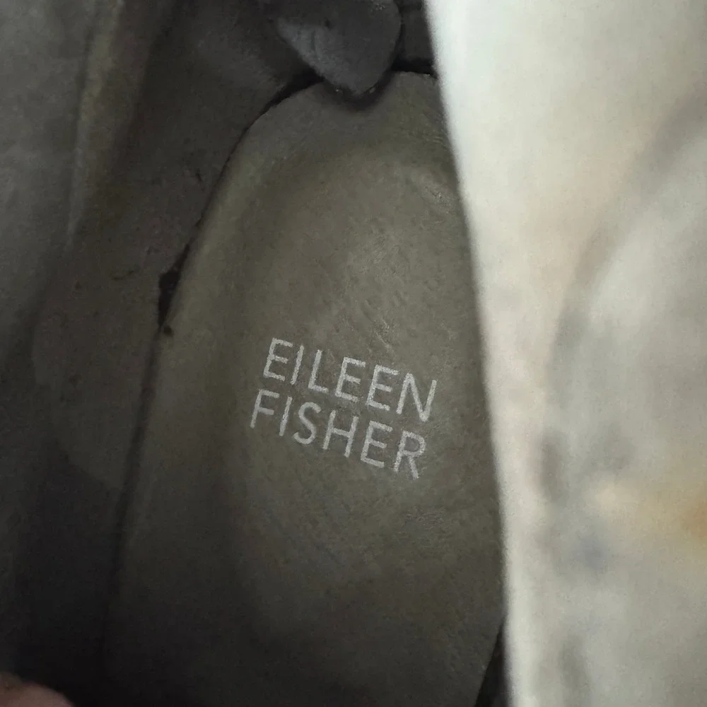 EILEEN FISHER Tornado Gray Suede Wedge Booties Ankle Boots Women Size‎ 8.5